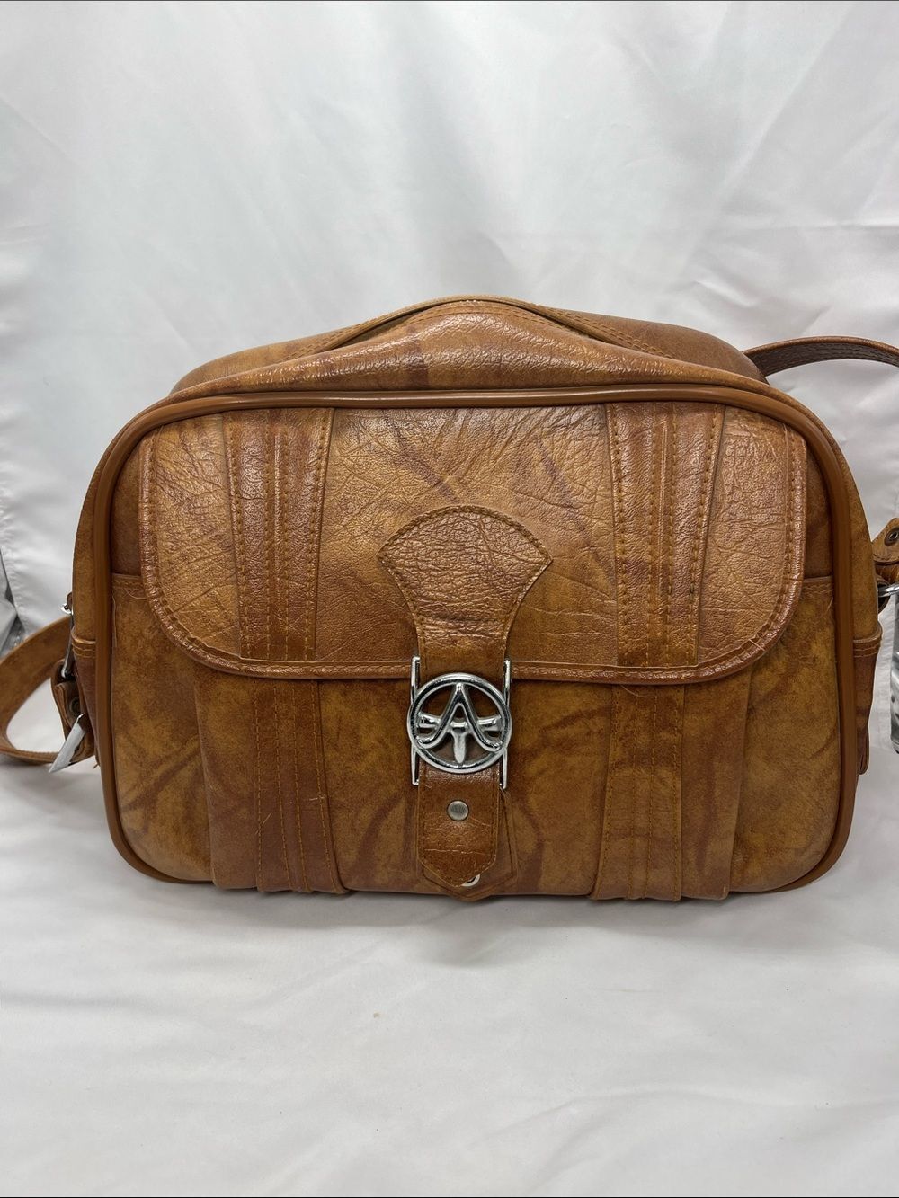 Vintage 1970s American Tourister Brown Shoulder Travel Bag